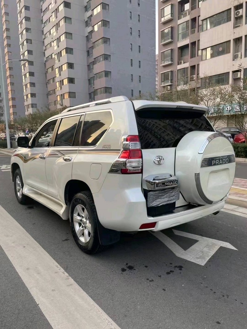 邯郸17年丰田普拉多8