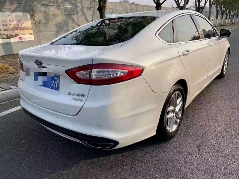 重庆16年福特蒙迪欧9