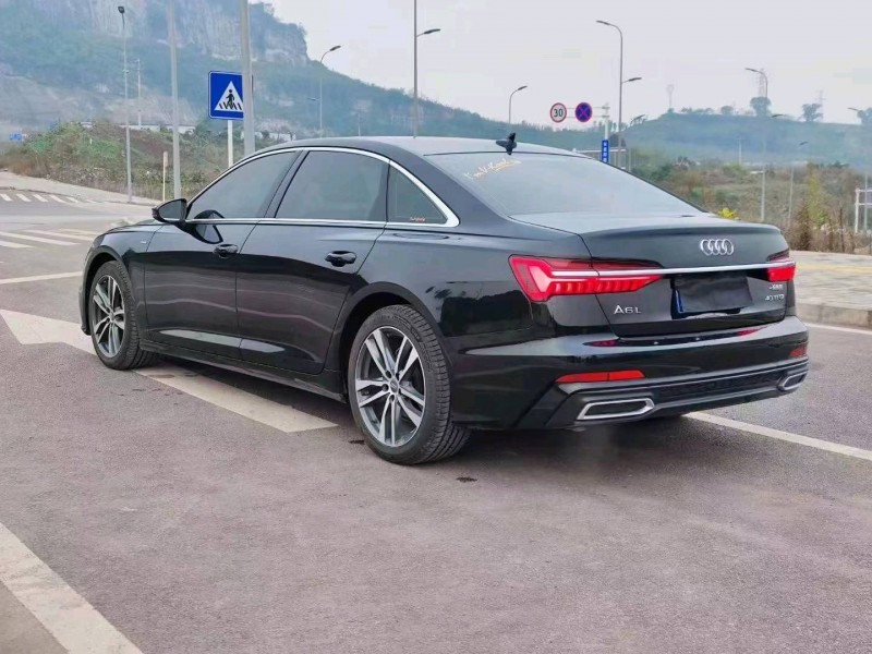 重庆19年奥迪A6L7