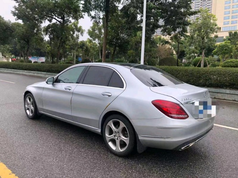 珠海15年奔驰C8