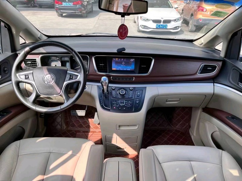 广州15年别克GL84