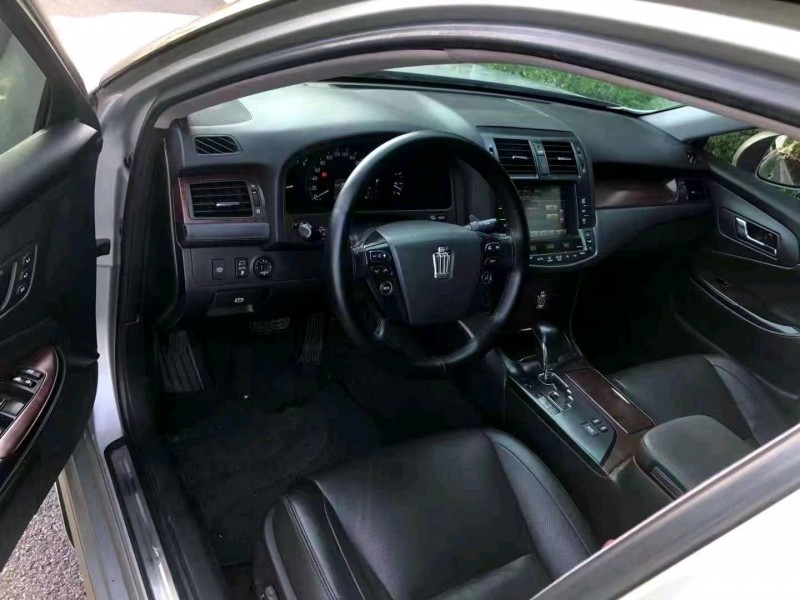 邯郸10年丰田皇冠6