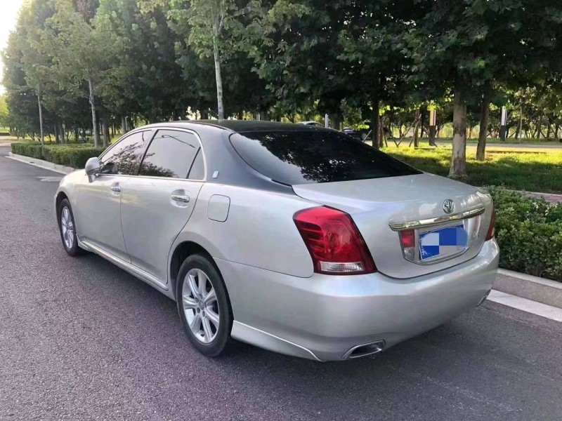 邯郸10年丰田皇冠7