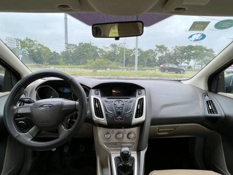 泰州15年福特福克斯4