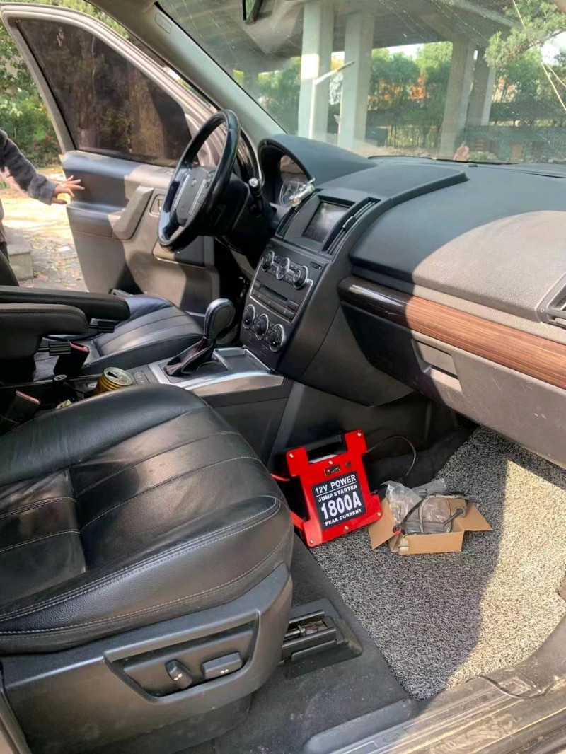 嘉兴13年路虎神行者4