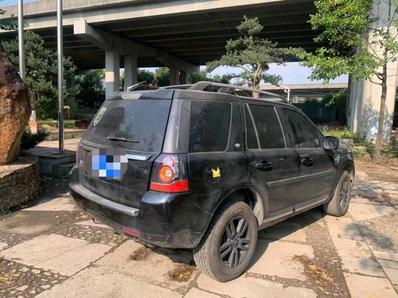 嘉兴13年路虎神行者6