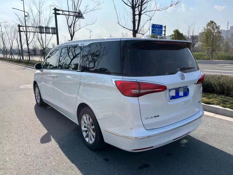 常州19年别克GL85