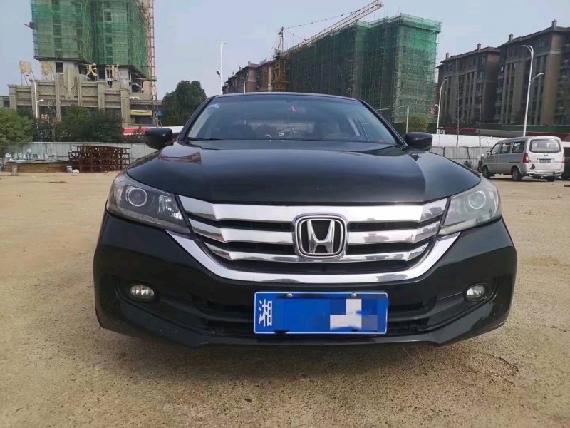 宜昌14年本田雅阁1