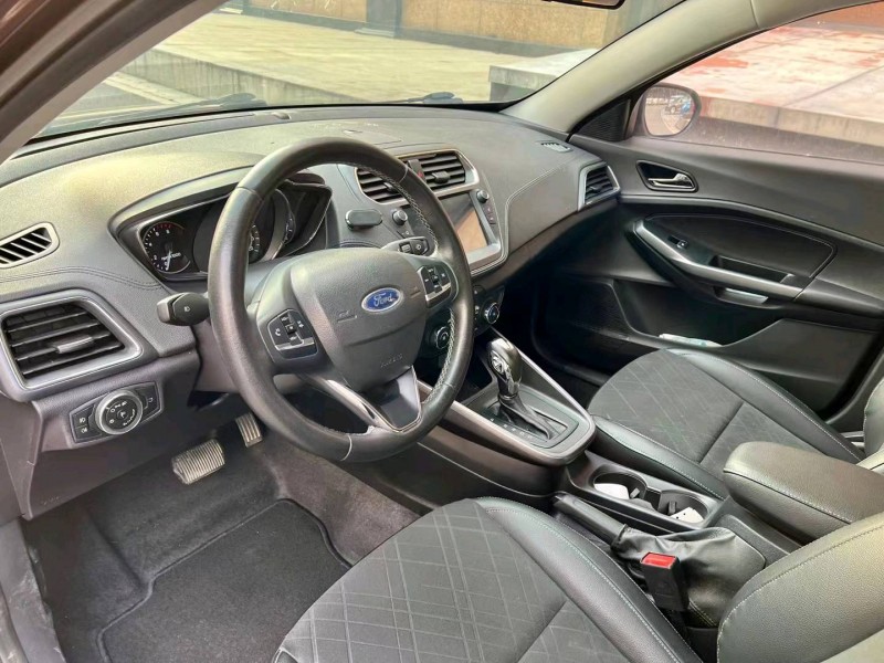 嘉兴20年福特福睿斯2