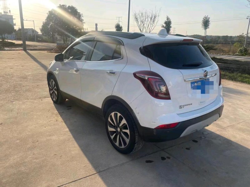 嘉兴16年别克昂科拉9