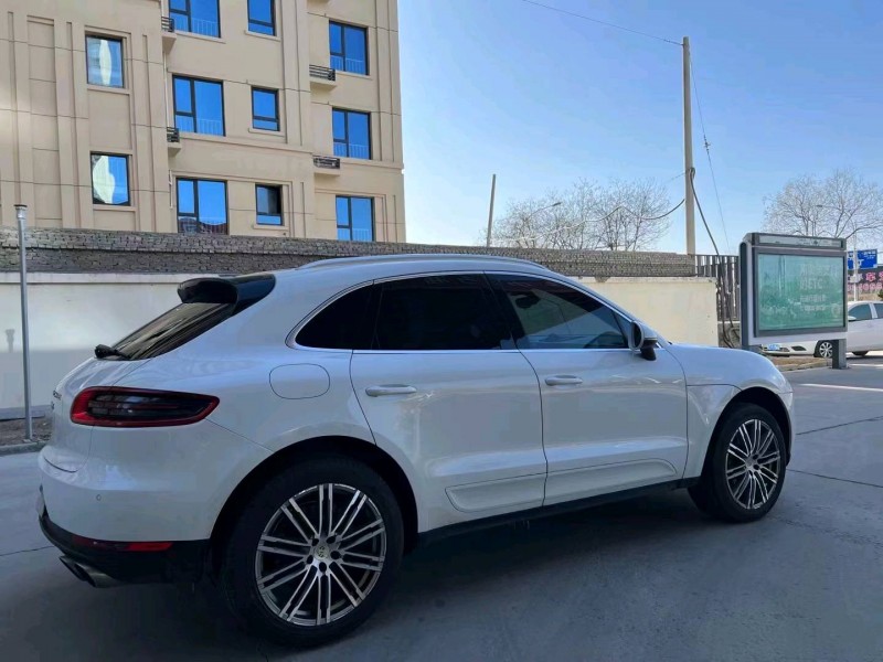 邯郸15年保时捷Macan8