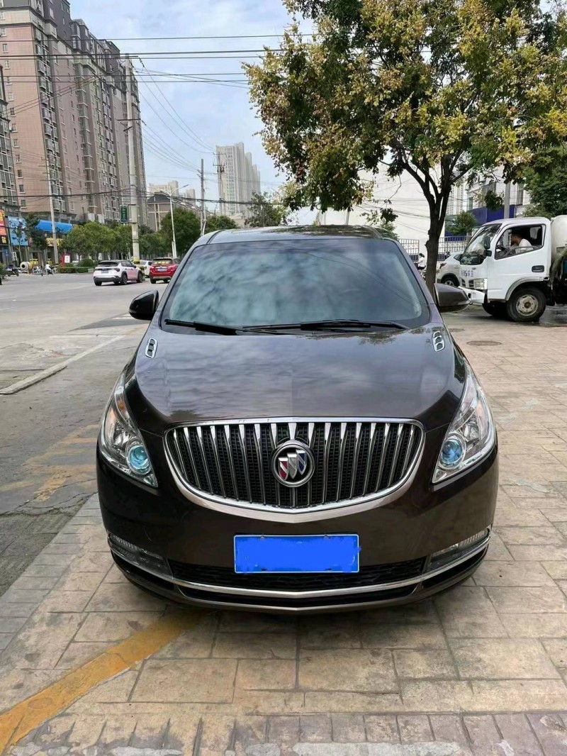 淮南16年别克GL88