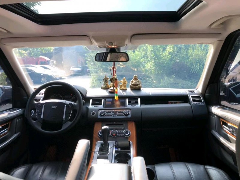 沈阳11年路虎揽胜运动7