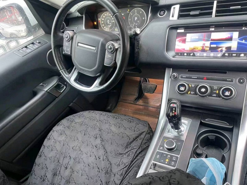 邵阳17年路虎揽胜运动4