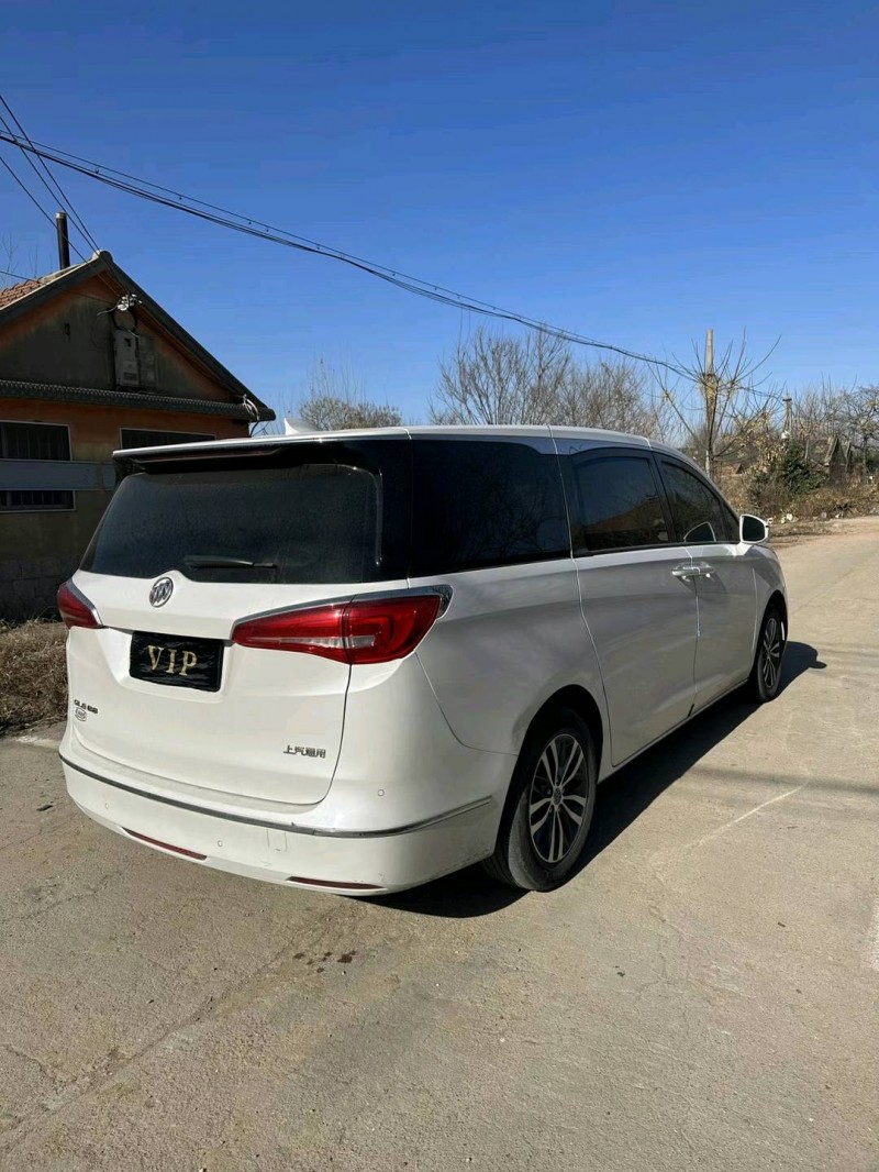 枣庄18年别克GL86