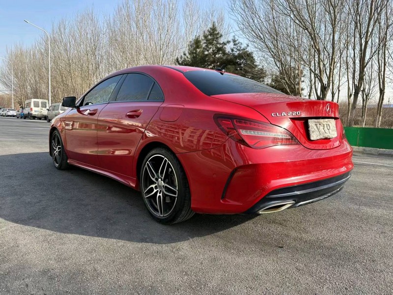 沈阳17年奔驰CLA9