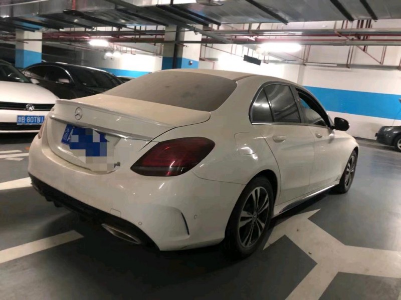 重庆19年奔驰C3