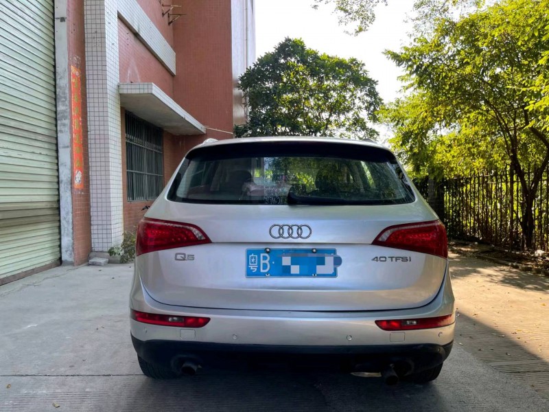 广州12年奥迪Q58
