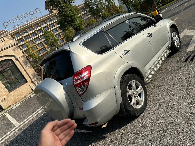 岳陽12年豐田RAV4榮放4