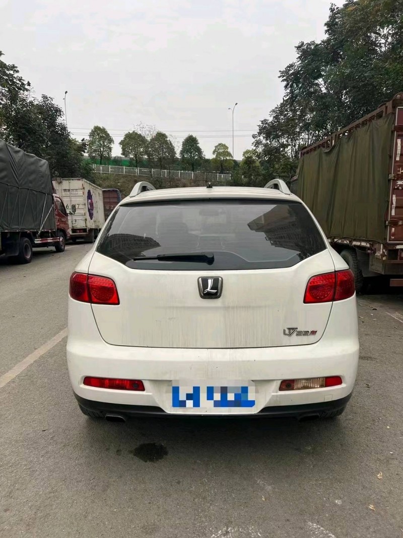 貴陽13年納智捷大7 SUV6