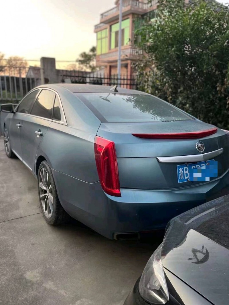 嘉兴16年凯迪拉克XTS6