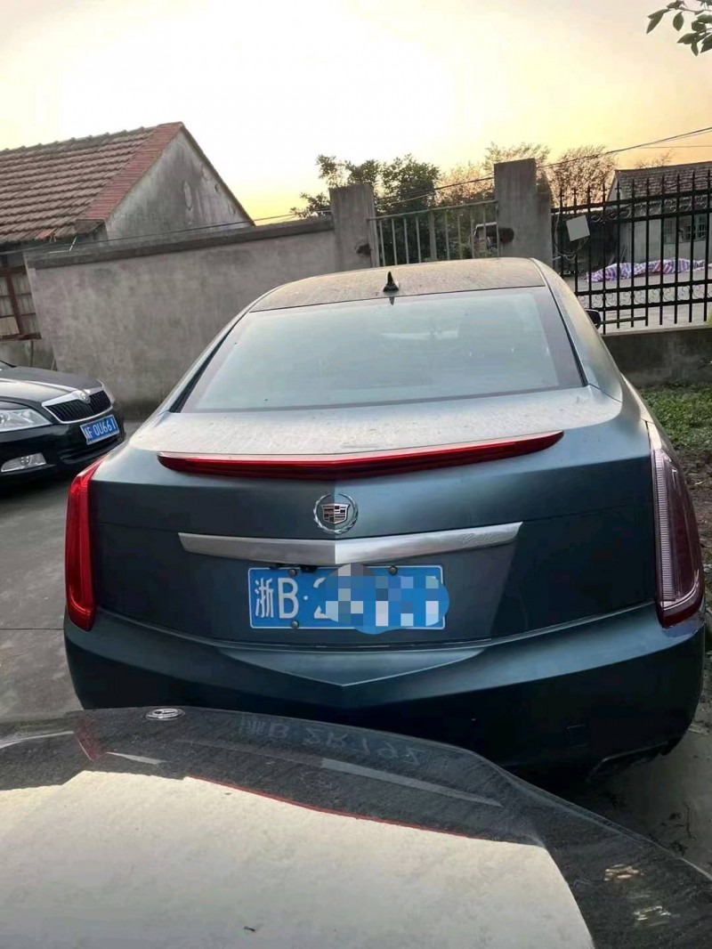 嘉兴16年凯迪拉克XTS8