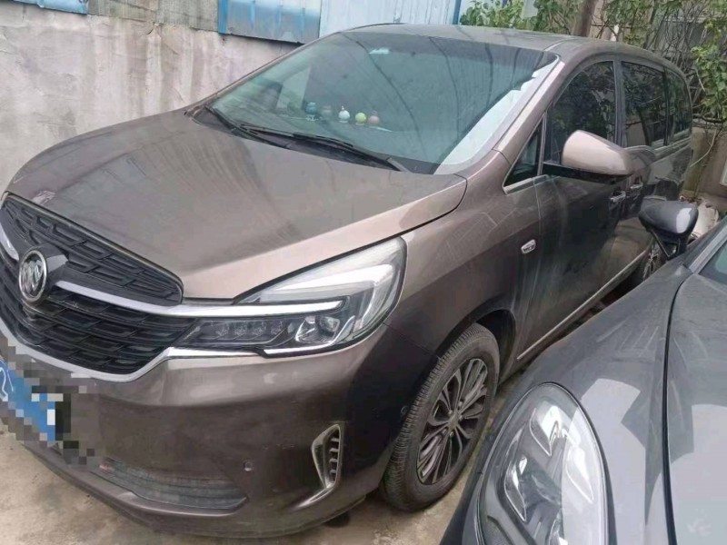 济南20年别克GL82