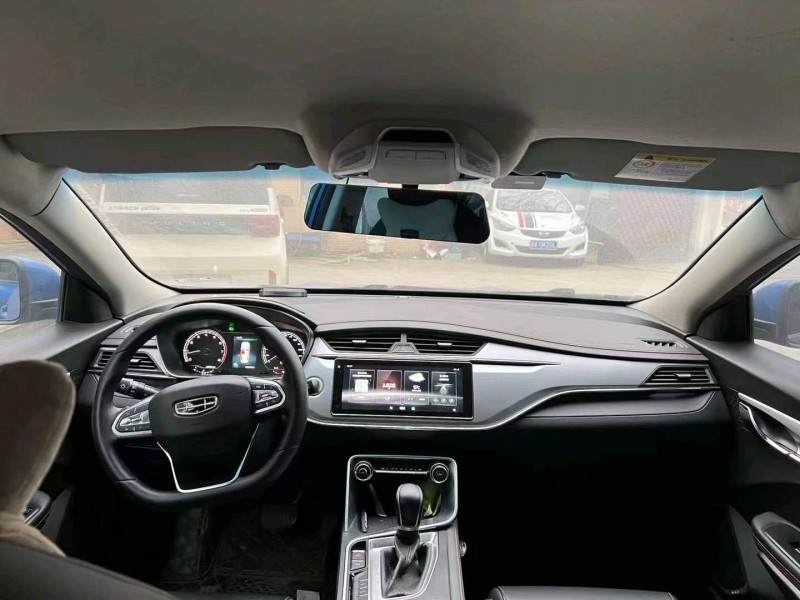 长沙21年吉利缤瑞4