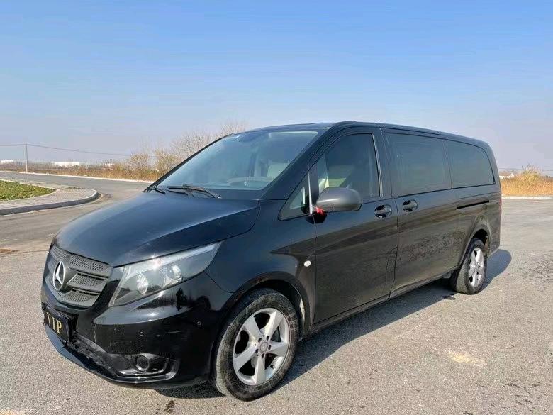 盐城17年奔驰威霆3