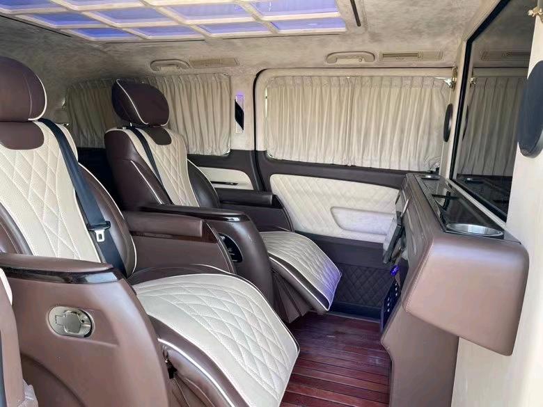 盐城17年奔驰威霆5