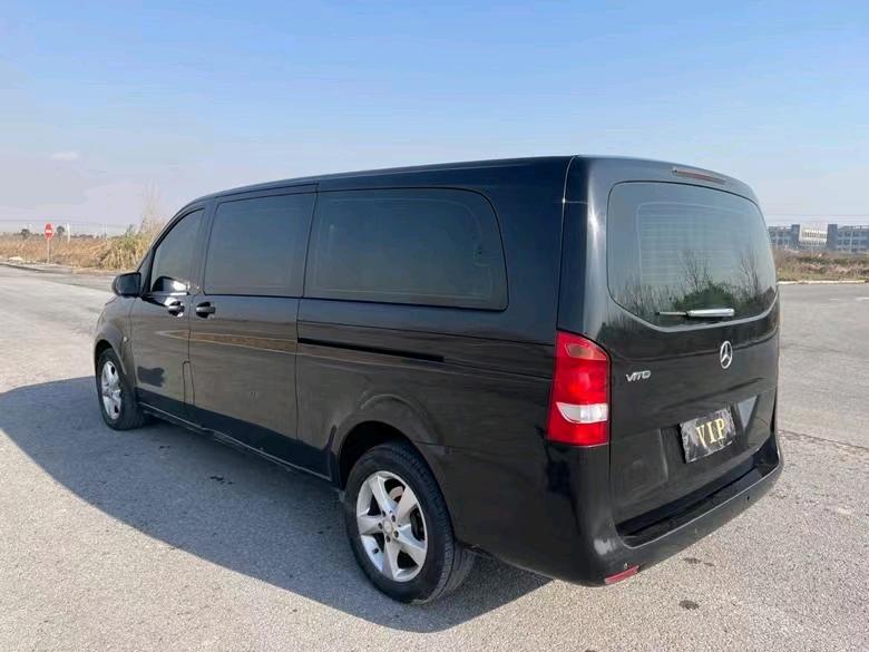 盐城17年奔驰威霆8