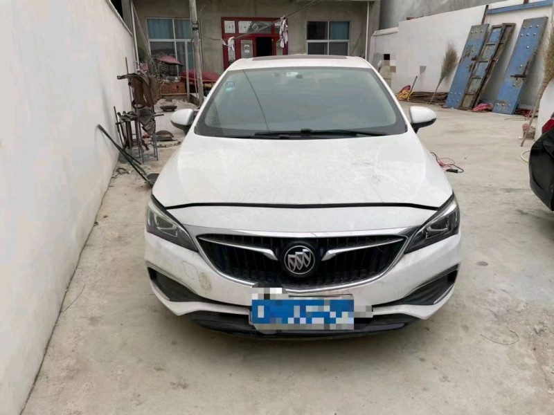 嘉兴18年别克威朗1