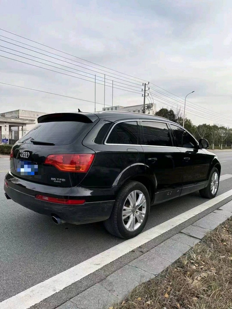 宿遷09年奧迪Q73