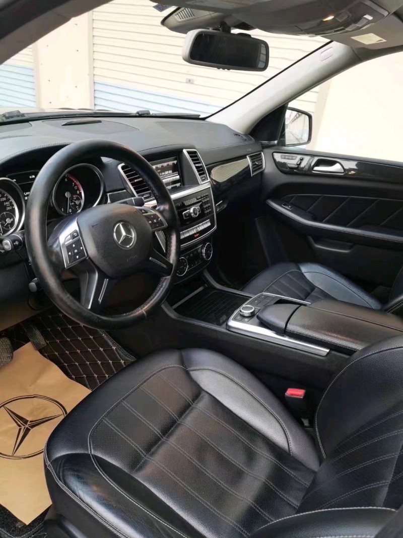枣庄17年奔驰GL3