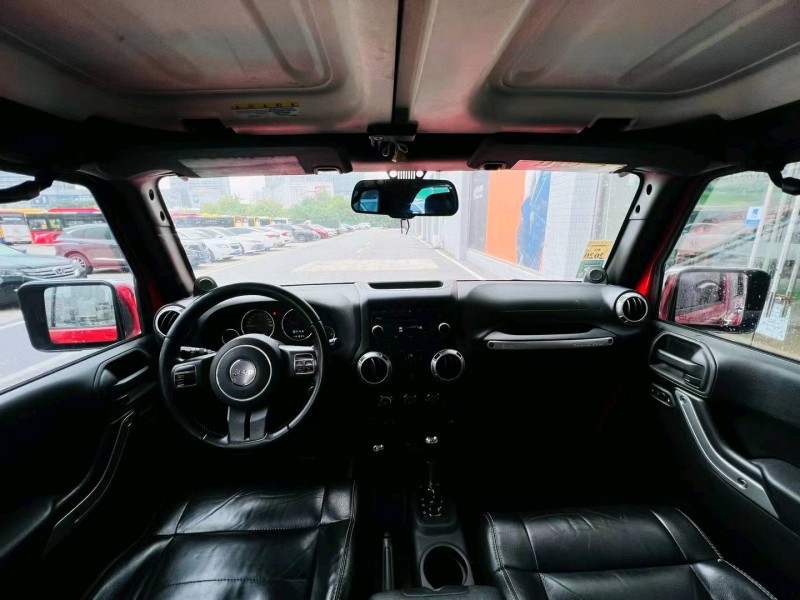 广州12年Jeep牧马人7