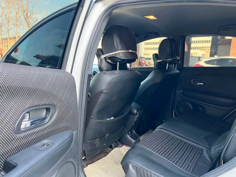 保定19年本田XRV7