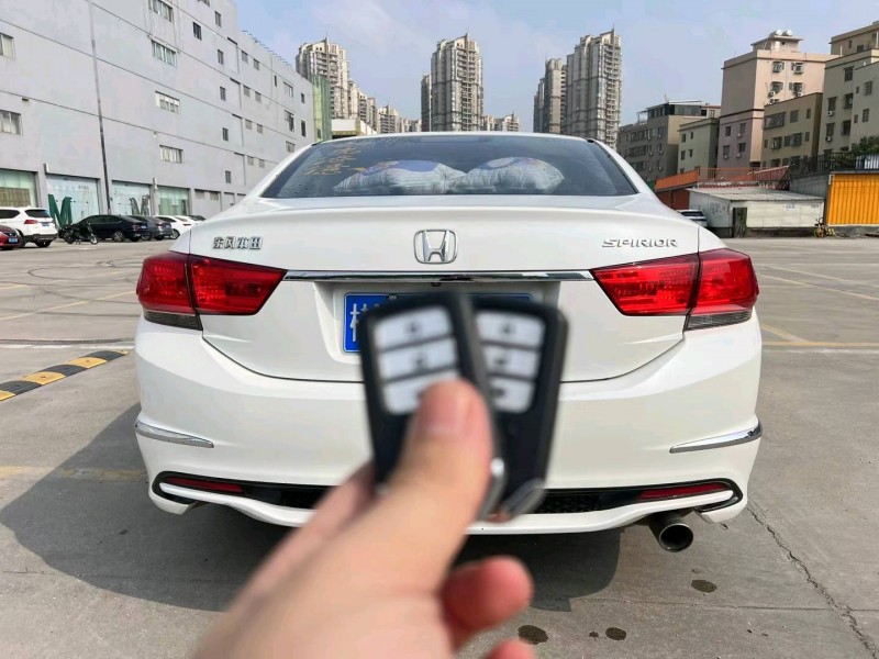 广州16年本田思铂睿9