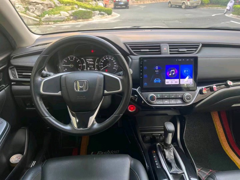 珠海19年本田凌派4