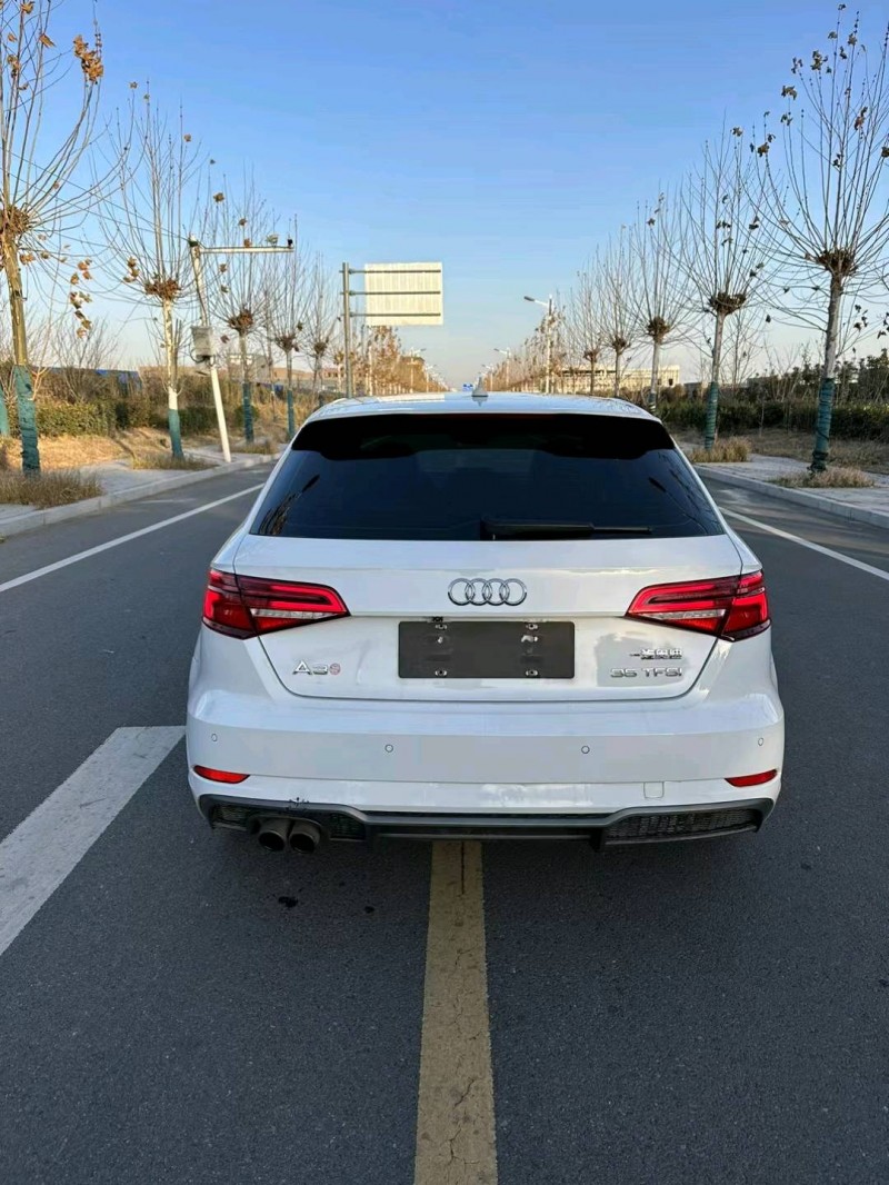 徐州17年奥迪A31