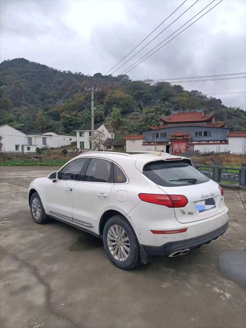 宜春18年众泰SR92