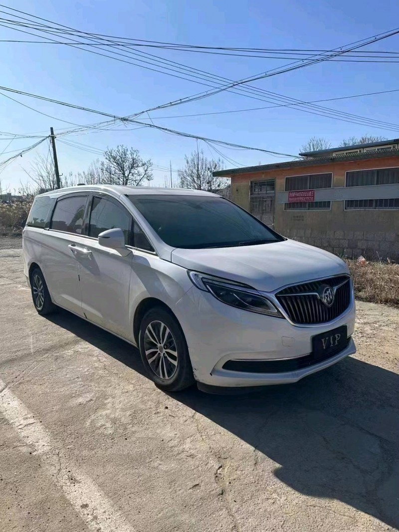 枣庄18年别克GL88