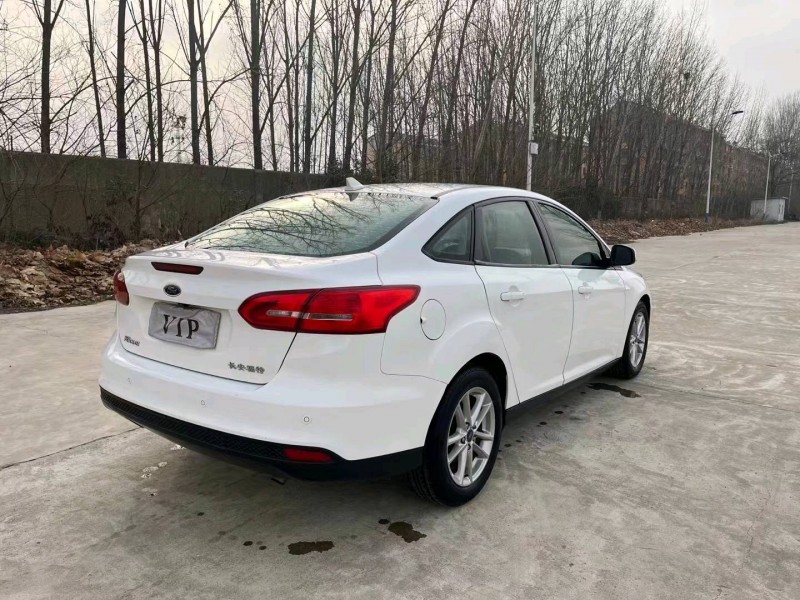 枣庄17年福特福克斯5