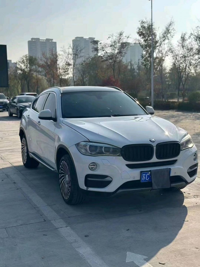 徐州16年宝马X63