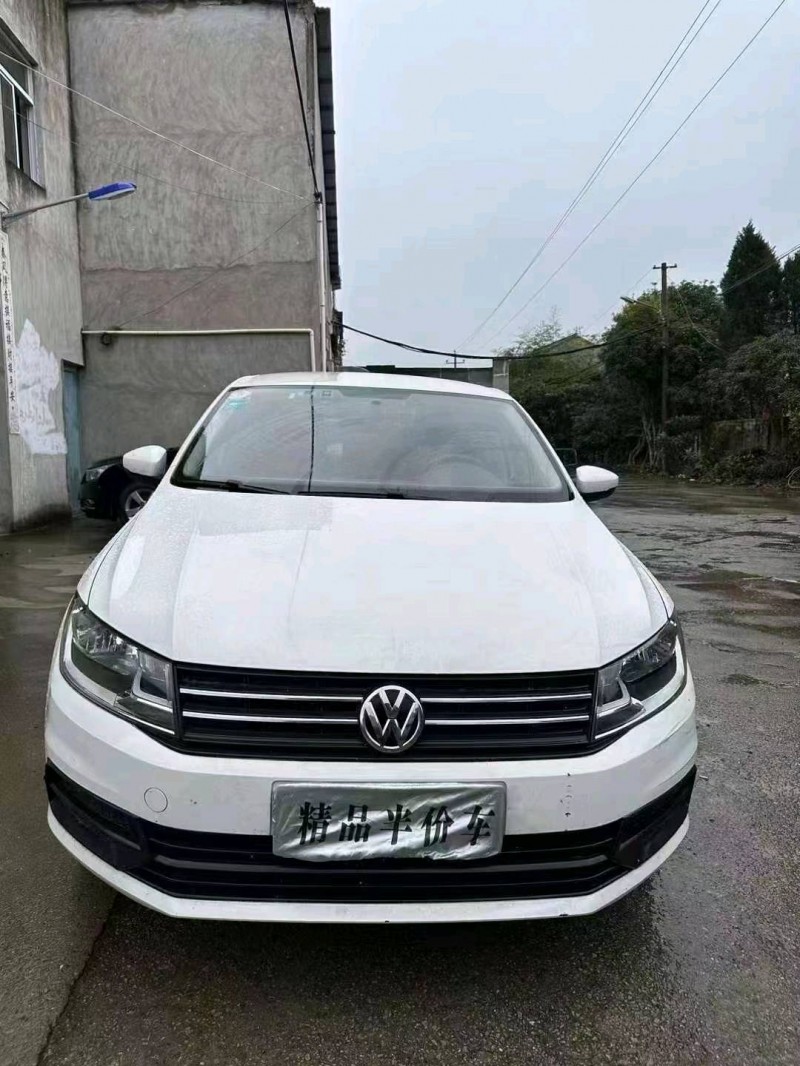 嘉兴19年大众桑塔纳1