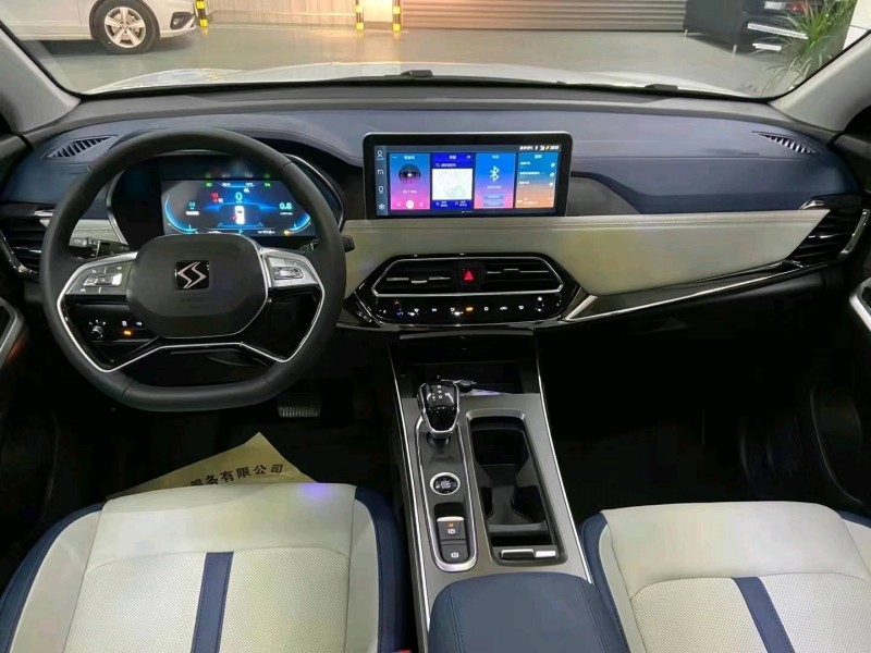 成都22年江淮思皓5