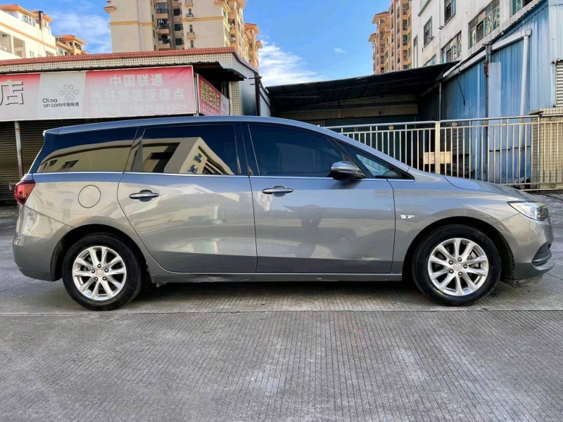 中山18年别克GL62