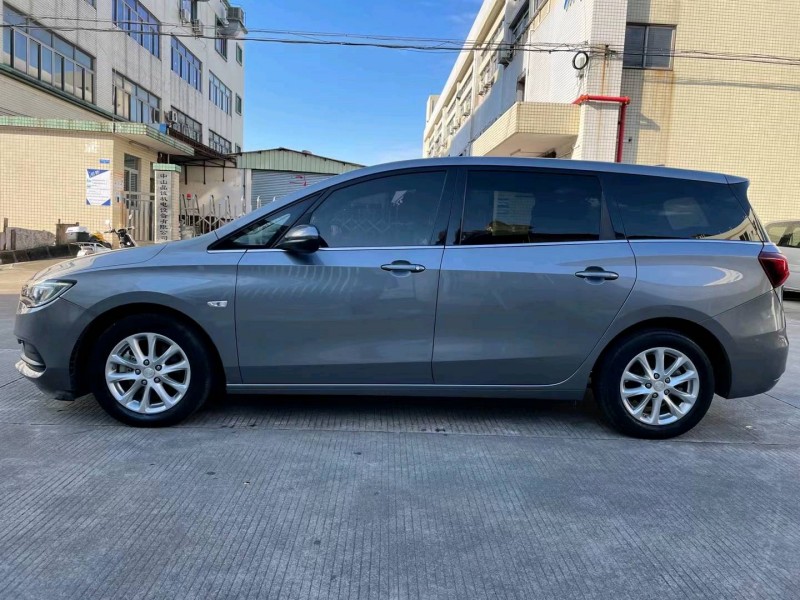 中山18年别克GL63