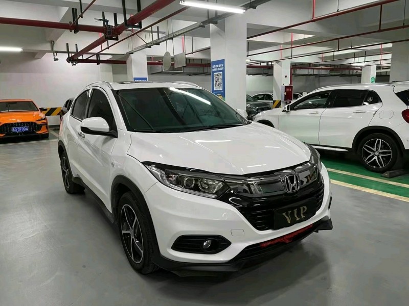 成都20年本田缤智3