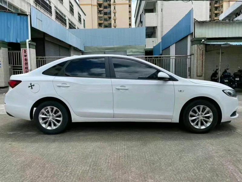 中山18年别克英朗2