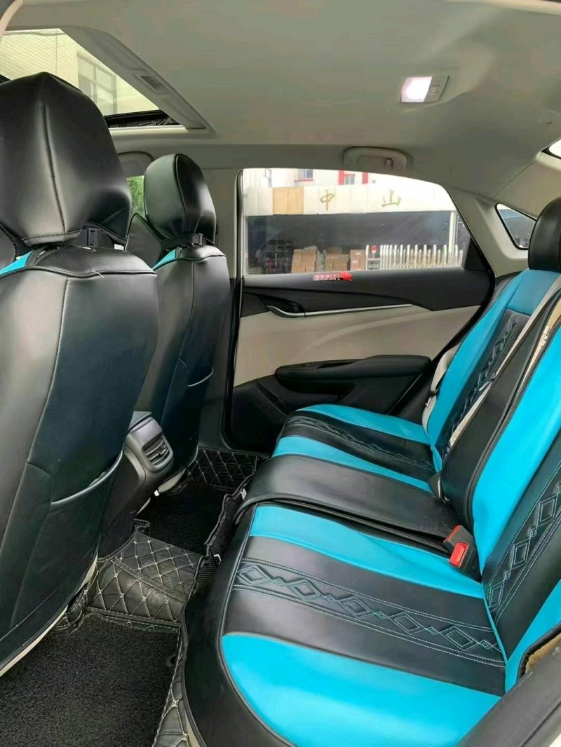 中山19年别克英朗7